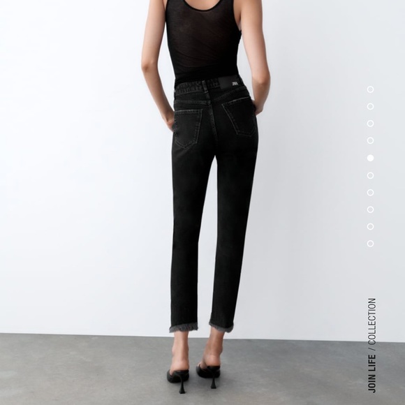 ZARA RIPPED MOM HIGH RISE JEANS - Picture 4 of 4